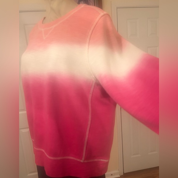 *SOLD*Tommy Bahama Tobago Ombré Pink Sweatshirt - Picture 9 of 13